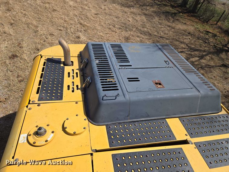 image for item ET1464 2006 John Deere 350D LC excavator