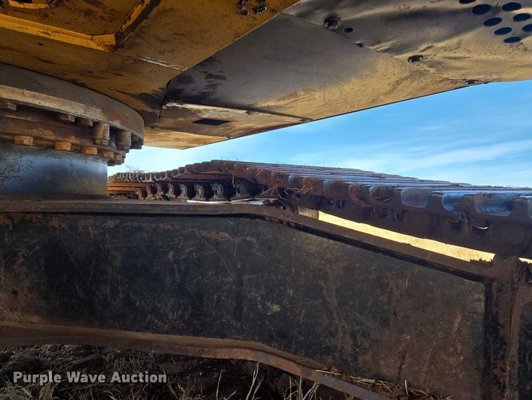 image for item ET1464 2006 John Deere 350D LC excavator