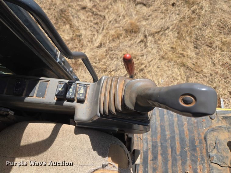 image for item ET1464 2006 John Deere 350D LC excavator