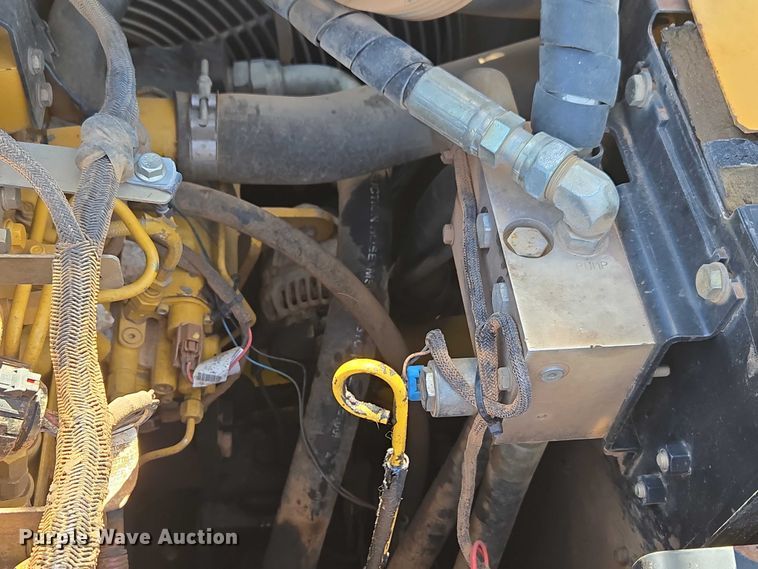 image for item ET1464 2006 John Deere 350D LC excavator