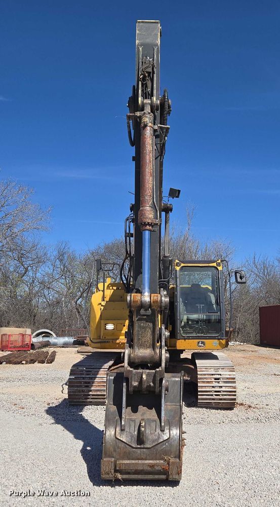 image for item ET1465 2015 John Deere 245G LC excavator