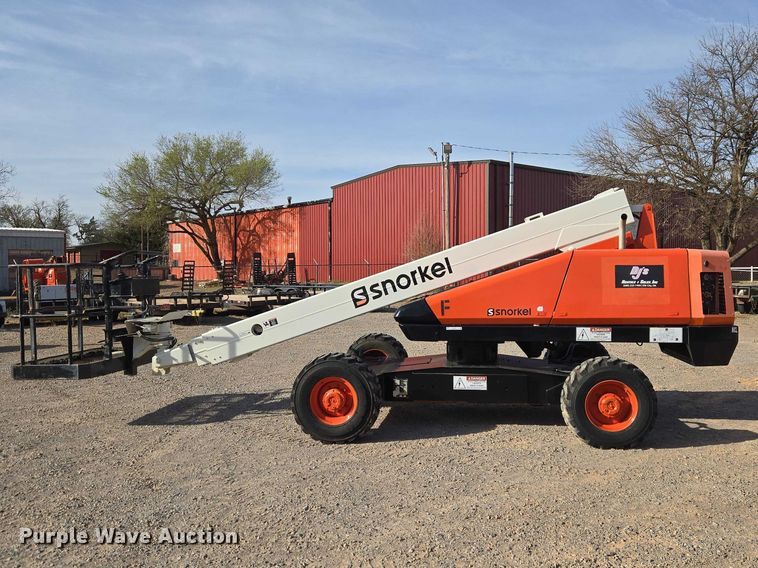 image for item ET1472 2007 Snorkel TB-42CU boom lift