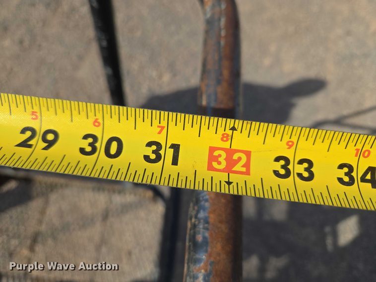 image for item ET1472 2007 Snorkel TB-42CU boom lift