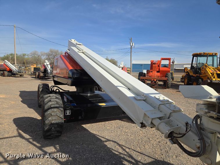 image for item ET1472 2007 Snorkel TB-42CU boom lift