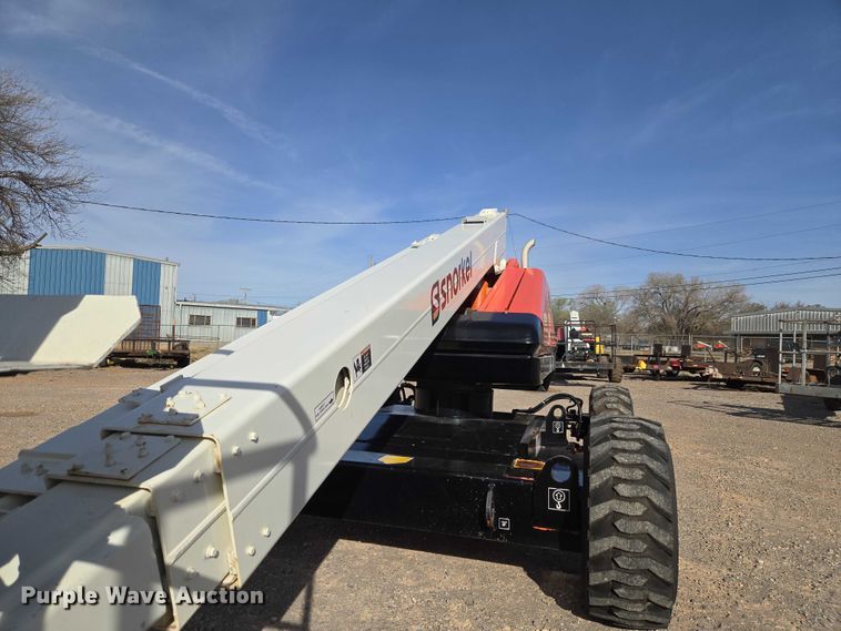image for item ET1472 2007 Snorkel TB-42CU boom lift