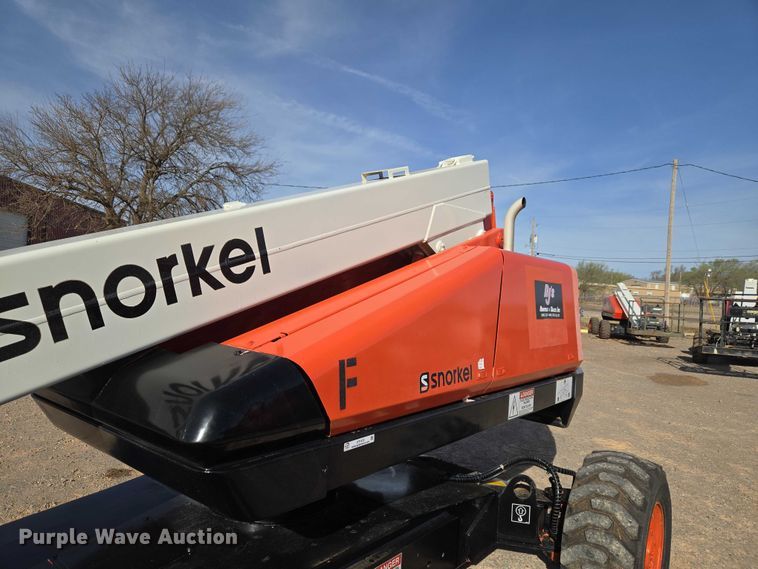 image for item ET1472 2007 Snorkel TB-42CU boom lift