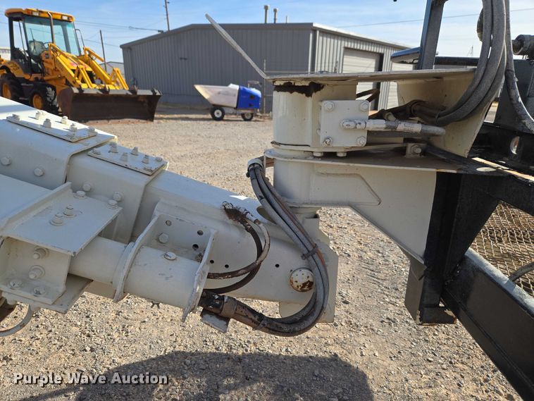 image for item ET1472 2007 Snorkel TB-42CU boom lift