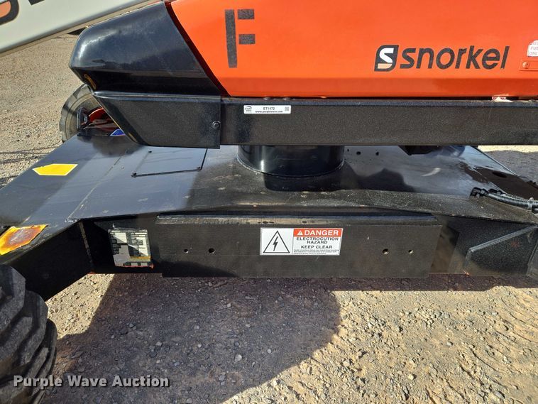 image for item ET1472 2007 Snorkel TB-42CU boom lift