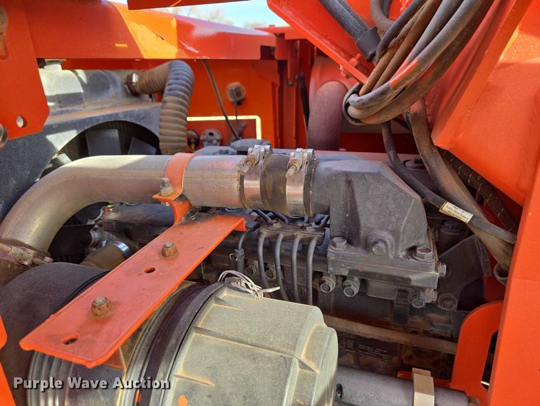 image for item ET1472 2007 Snorkel TB-42CU boom lift