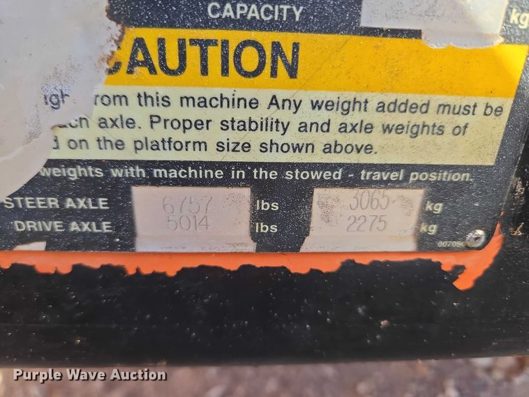 image for item ET1472 2007 Snorkel TB-42CU boom lift