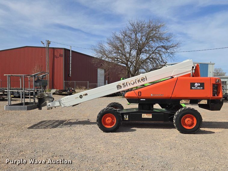 image for item ET1475 2006 Snorkel TR-42CU boom lift