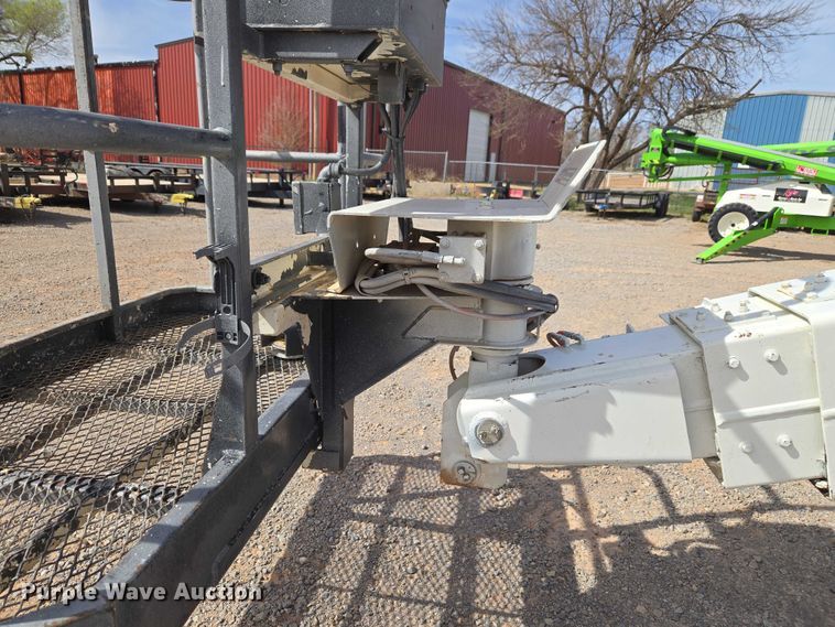 image for item ET1475 2006 Snorkel TR-42CU boom lift