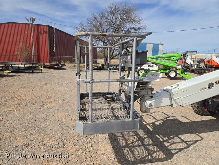 image for item ET1475 2006 Snorkel TR-42CU boom lift