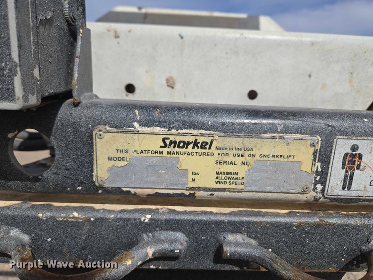 image for item ET1475 2006 Snorkel TR-42CU boom lift