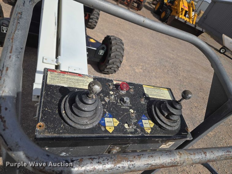 image for item ET1475 2006 Snorkel TR-42CU boom lift