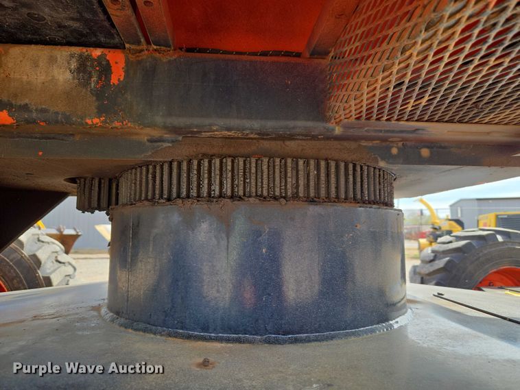 image for item ET1475 2006 Snorkel TR-42CU boom lift