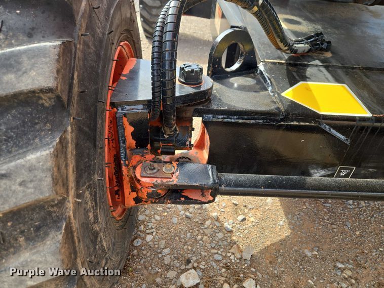 image for item ET1475 2006 Snorkel TR-42CU boom lift