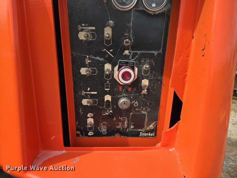 image for item ET1475 2006 Snorkel TR-42CU boom lift