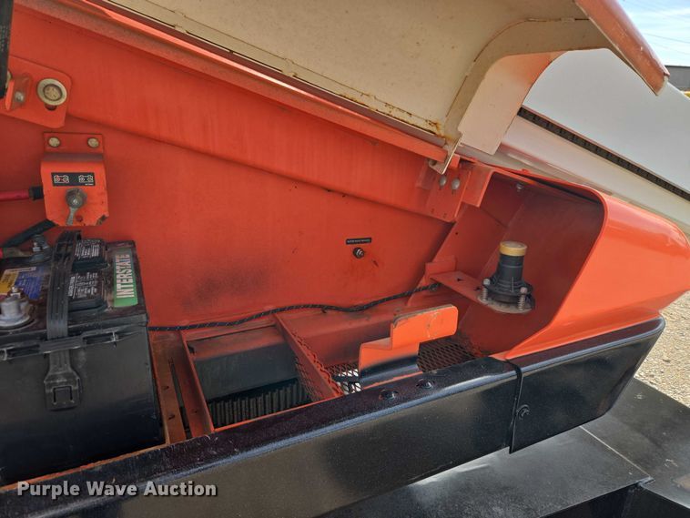 image for item ET1475 2006 Snorkel TR-42CU boom lift