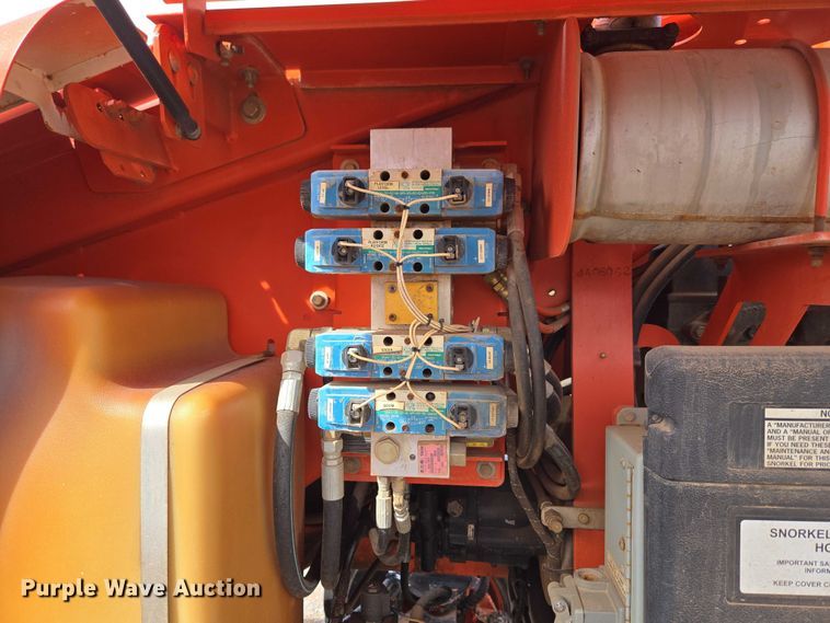 image for item ET1475 2006 Snorkel TR-42CU boom lift