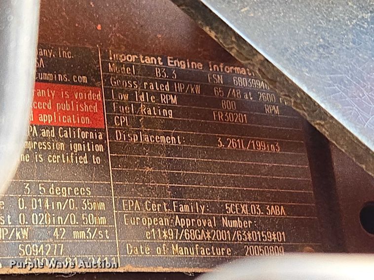 image for item ET1475 2006 Snorkel TR-42CU boom lift