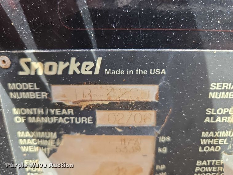 image for item ET1475 2006 Snorkel TR-42CU boom lift