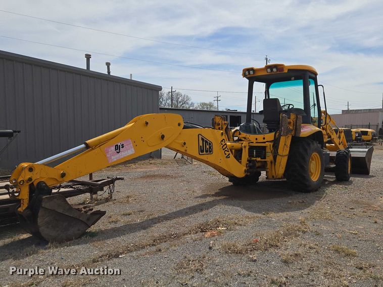 image for item ET1477 2006 JCB 3CX backhoe
