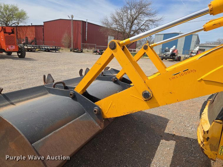 image for item ET1477 2006 JCB 3CX backhoe