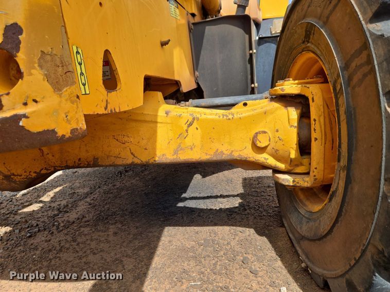 image for item ET1477 2006 JCB 3CX backhoe