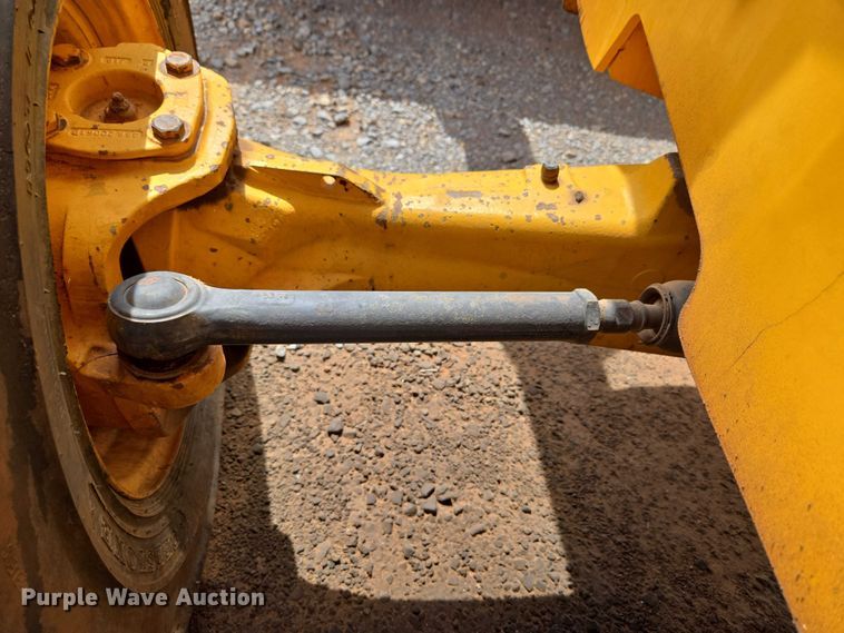 image for item ET1477 2006 JCB 3CX backhoe