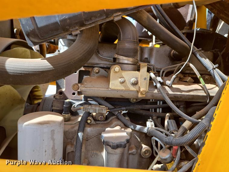 image for item ET1477 2006 JCB 3CX backhoe