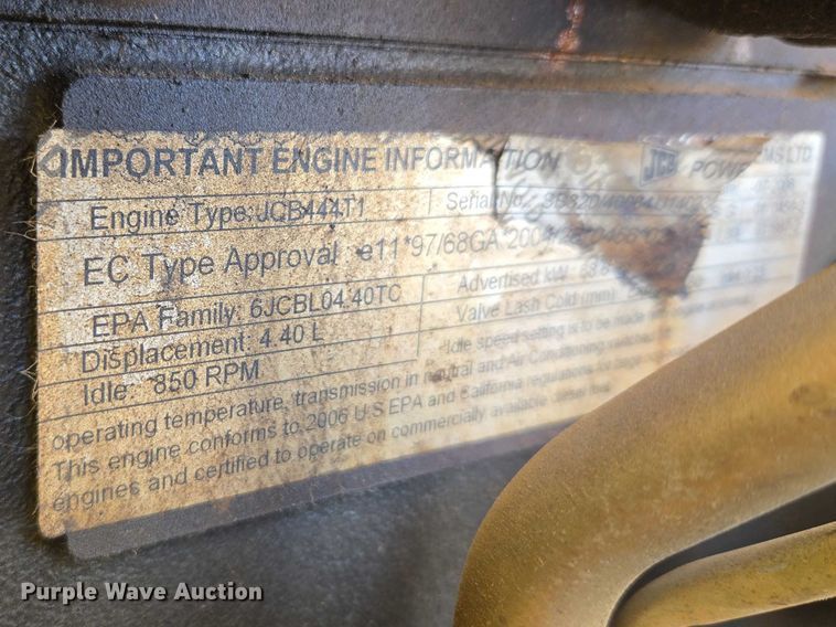 image for item ET1477 2006 JCB 3CX backhoe