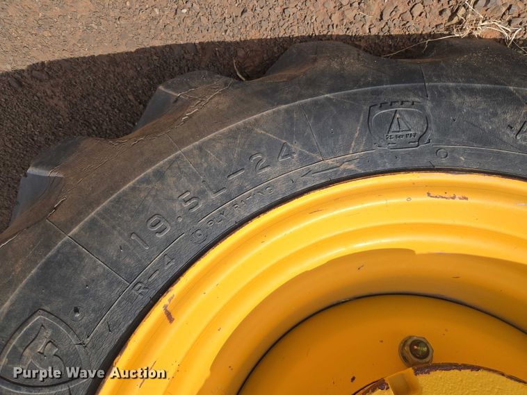 image for item ET1477 2006 JCB 3CX backhoe