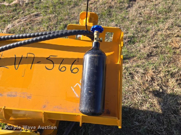 image for item ET1483 2025 Pile Hammer AD680 skid steer post driver