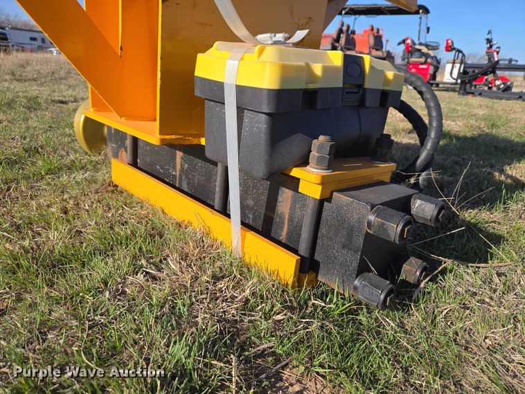 image for item ET1483 2025 Pile Hammer AD680 skid steer post driver