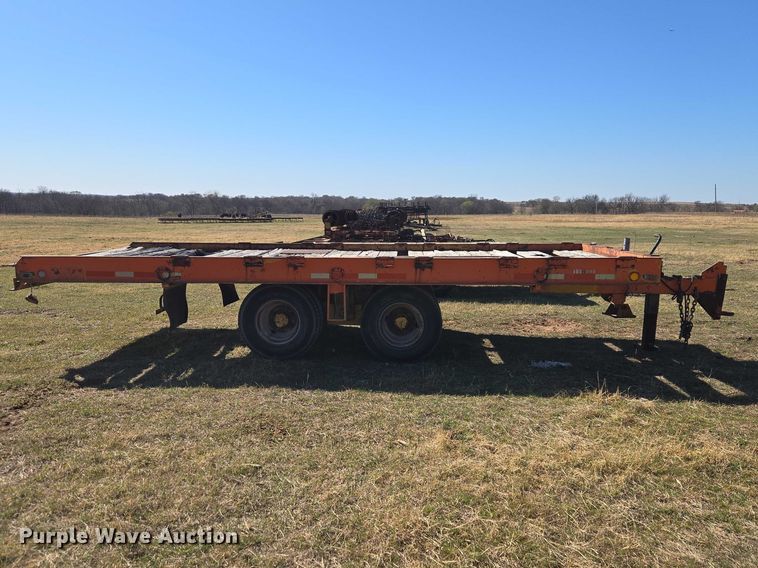 image for item ET1494 1978 Wisconsin Trailer CO. SD-12 tilt deck equipment trailer