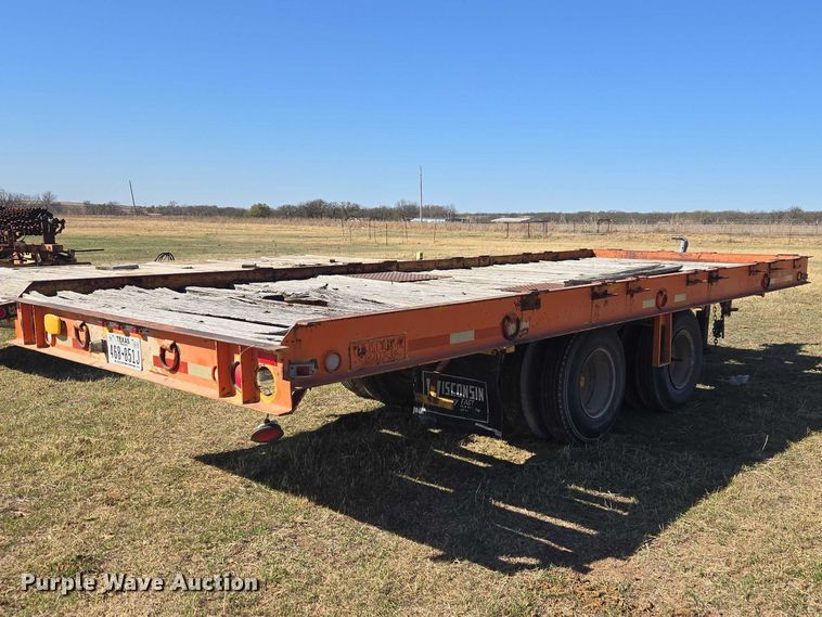 image for item ET1494 1978 Wisconsin Trailer CO. SD-12 tilt deck equipment trailer