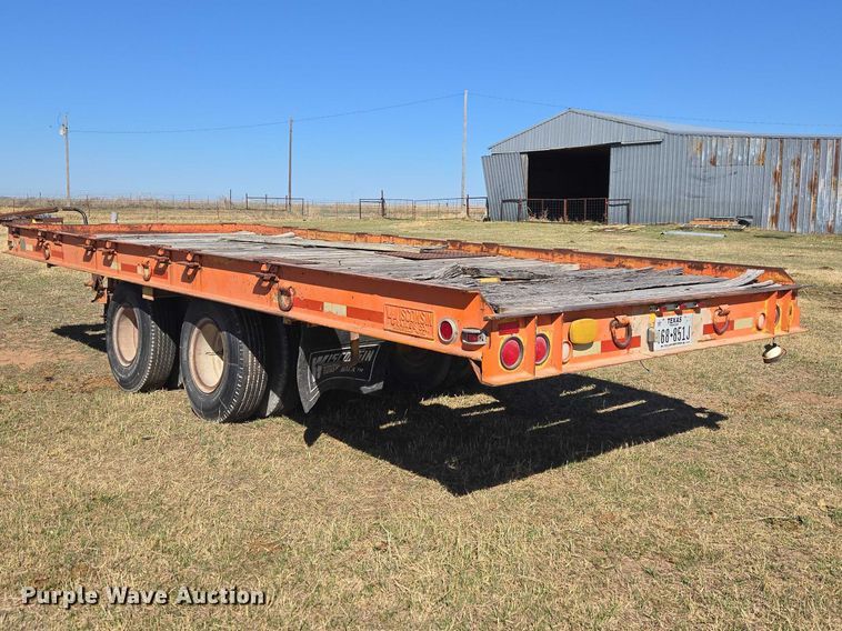 image for item ET1494 1978 Wisconsin Trailer CO. SD-12 tilt deck equipment trailer