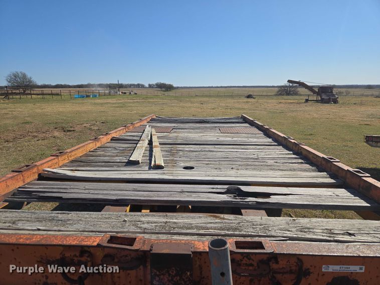 image for item ET1494 1978 Wisconsin Trailer CO. SD-12 tilt deck equipment trailer