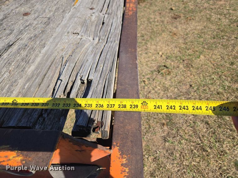 image for item ET1494 1978 Wisconsin Trailer CO. SD-12 tilt deck equipment trailer