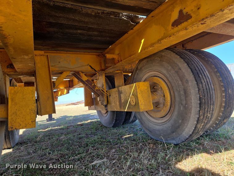 image for item ET1494 1978 Wisconsin Trailer CO. SD-12 tilt deck equipment trailer