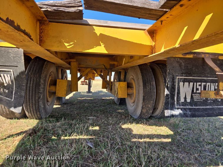 image for item ET1494 1978 Wisconsin Trailer CO. SD-12 tilt deck equipment trailer