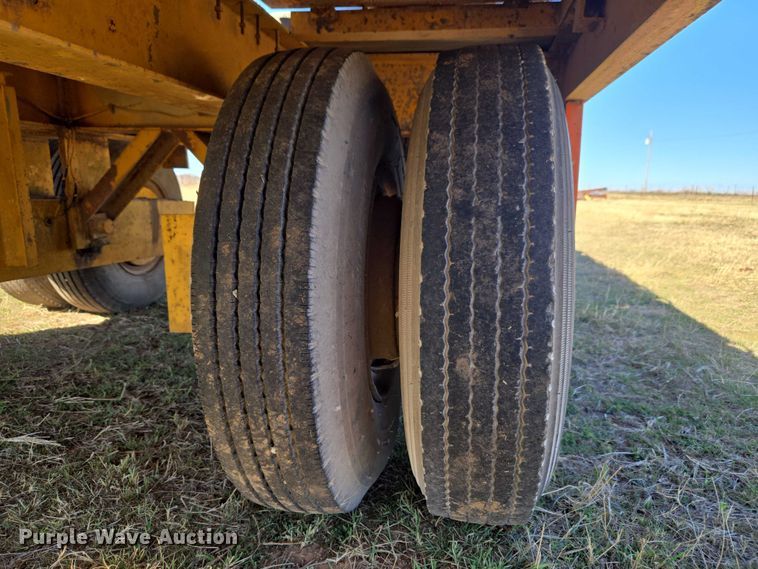 image for item ET1494 1978 Wisconsin Trailer CO. SD-12 tilt deck equipment trailer