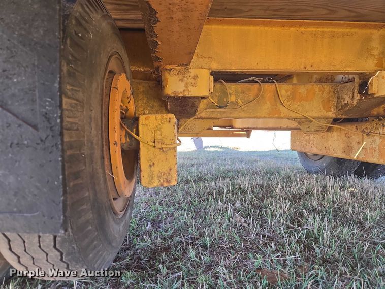 image for item ET1495 Miller tilt deck equipment trailer