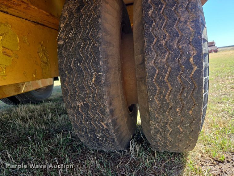 image for item ET1495 Miller tilt deck equipment trailer