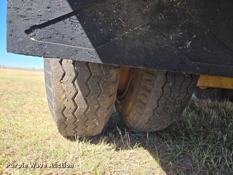 image for item ET1495 Miller tilt deck equipment trailer