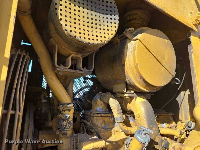 image for item ET1496 Caterpillar D4H dozer