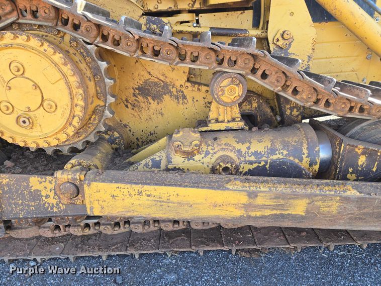 image for item ET1496 Caterpillar D4H dozer