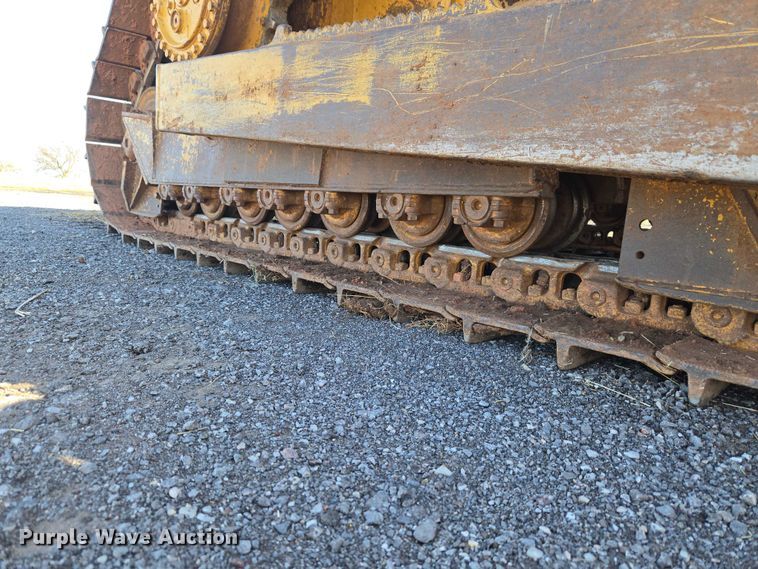 image for item ET1496 Caterpillar D4H dozer