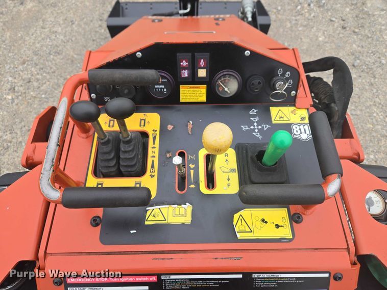 image for item ET1498 2022 Ditch Witch SK600 compact utility loader